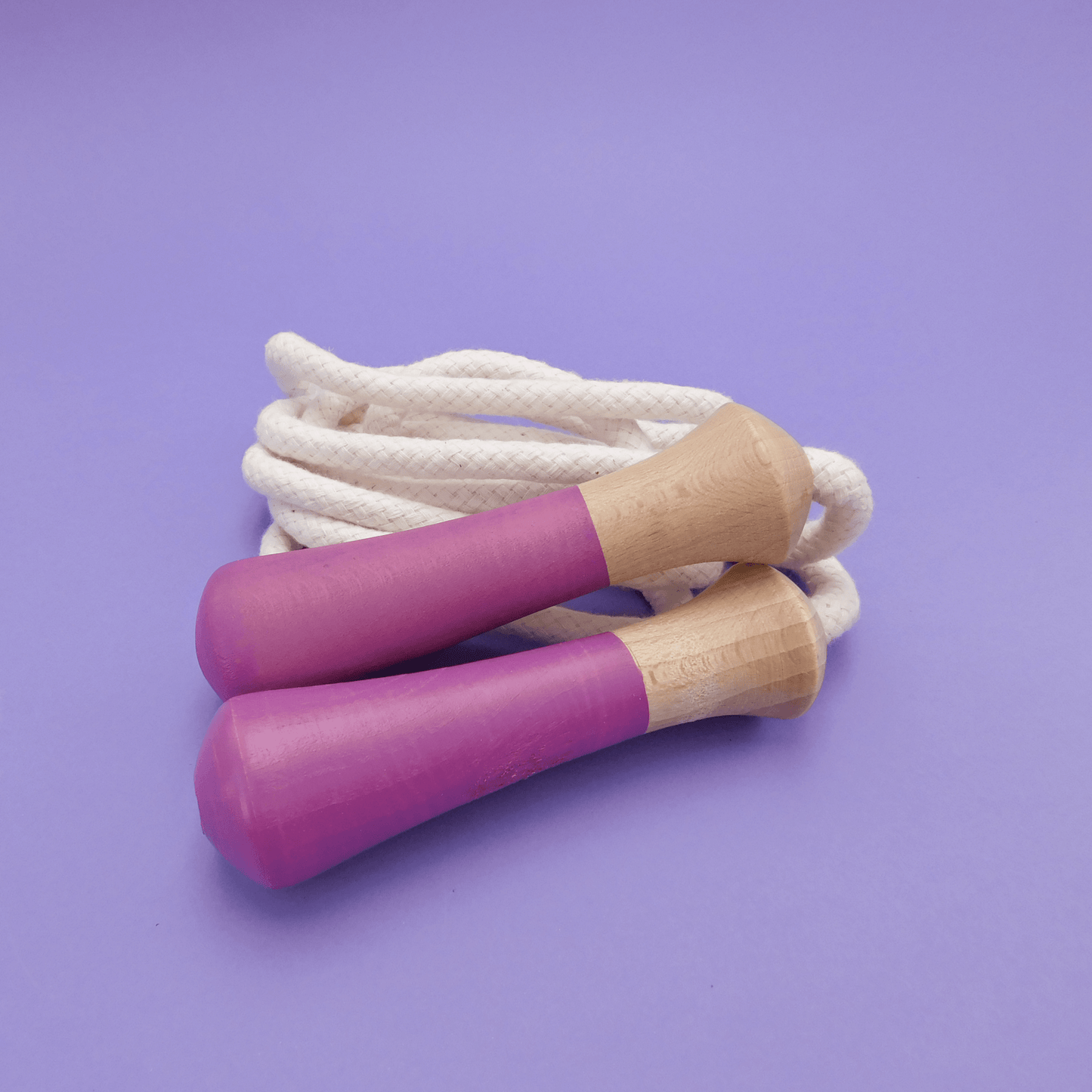 cuerda de saltar de madera artesanal violeta