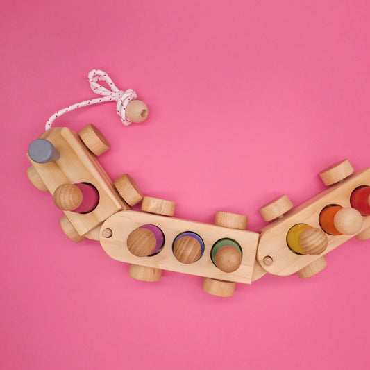 tren de madera de juguete montessori